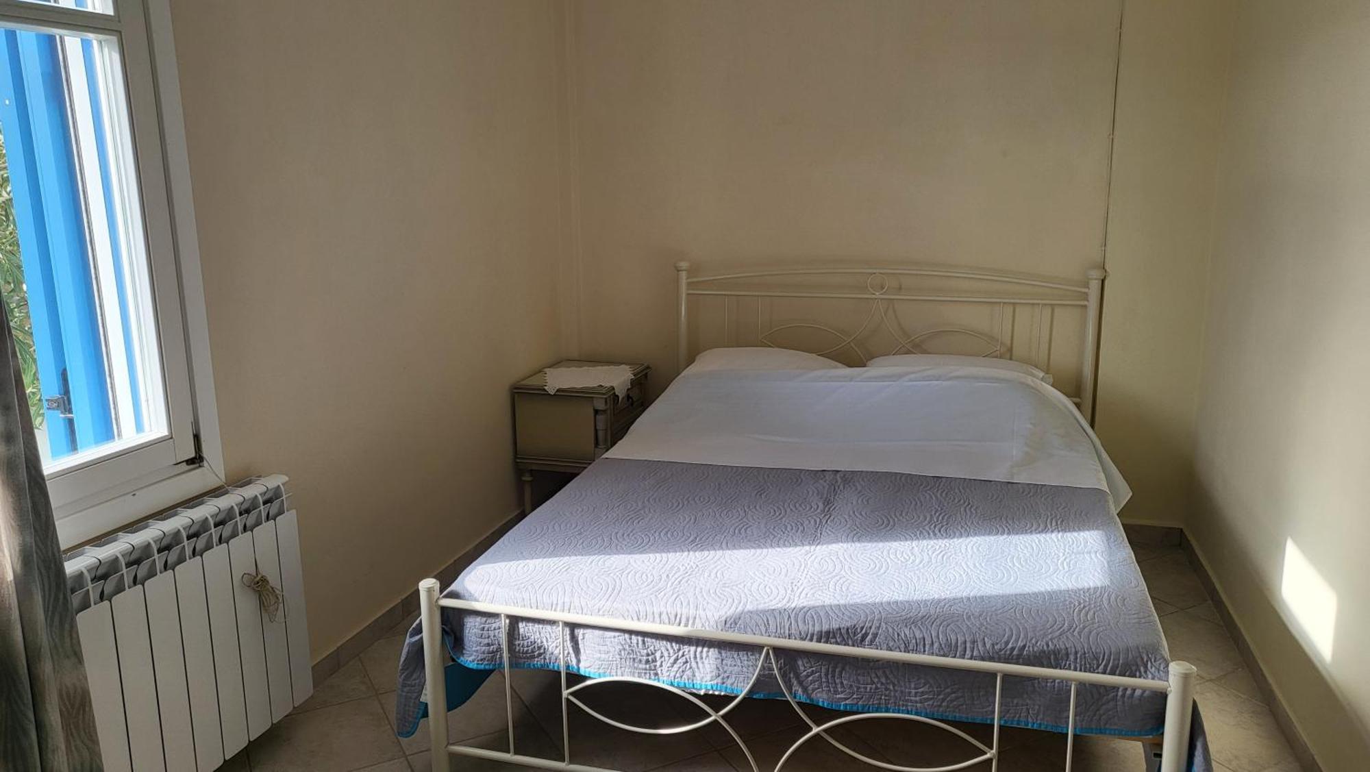 Eirini Home Andros Town Luaran gambar