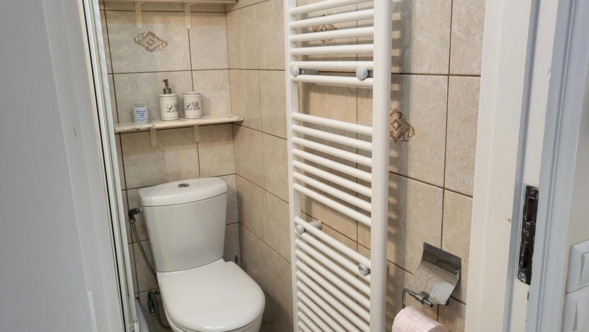 Eirini Home Andros Town Luaran gambar